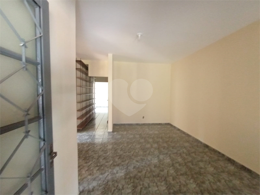 Casa à venda com 3 quartos, 180m² - Foto 15