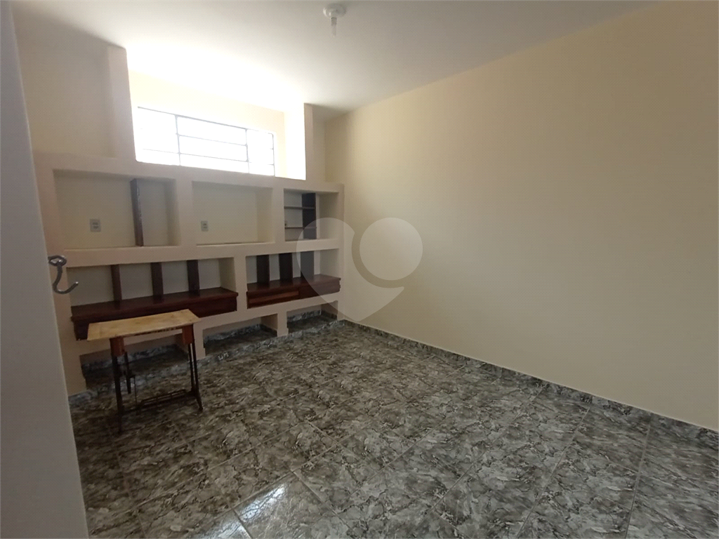 Casa à venda com 3 quartos, 180m² - Foto 6