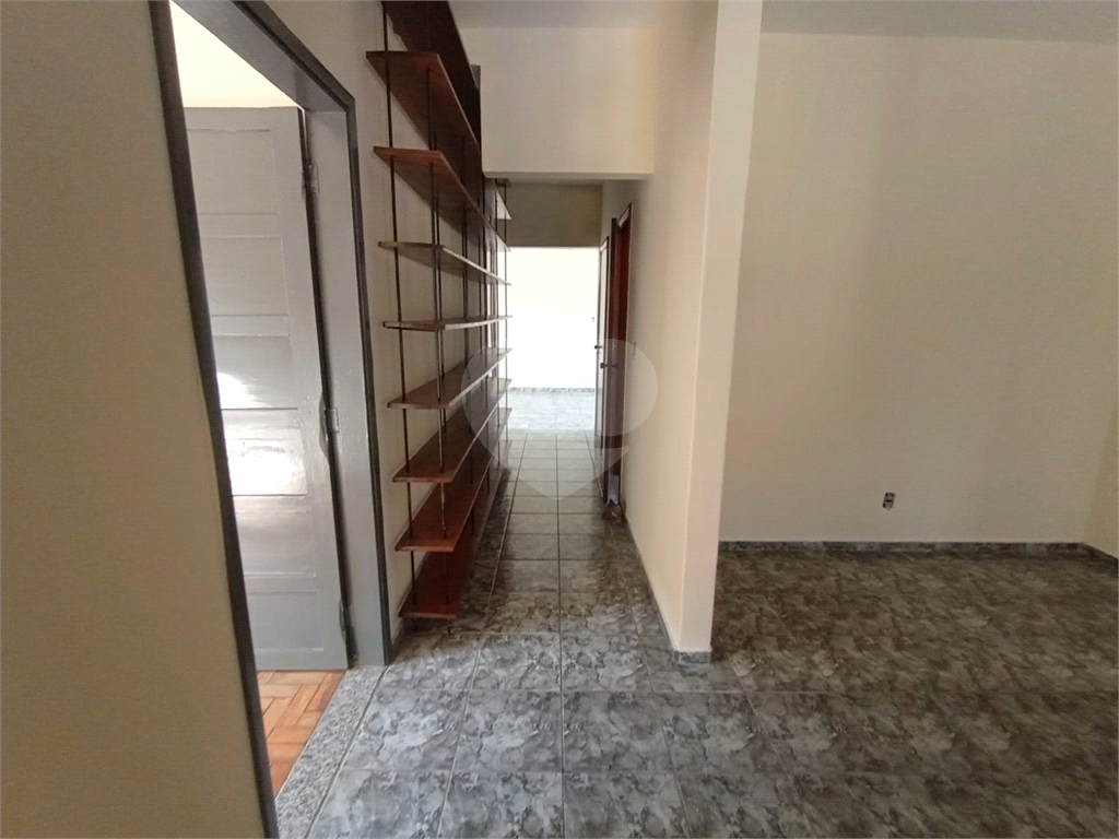 Casa à venda com 3 quartos, 180m² - Foto 12