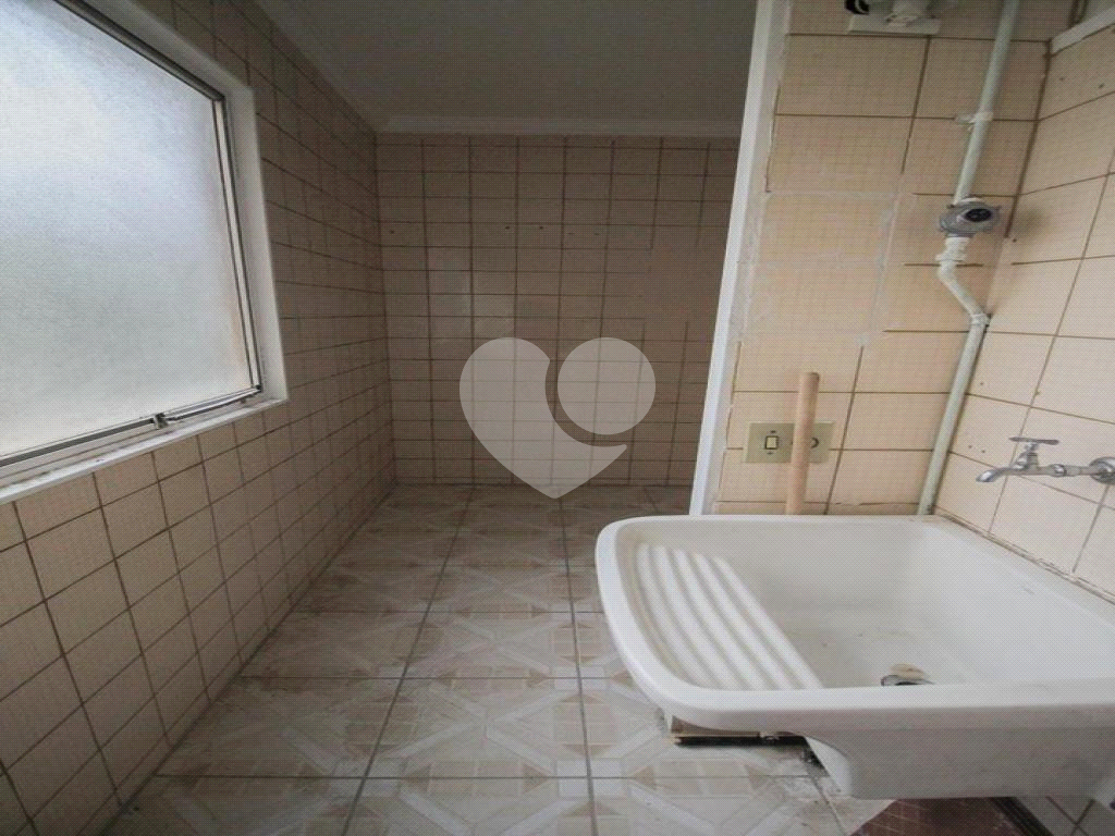 Apartamento a venda com 2 dormitórios no Bairro Vila Nova Cachoeirinha