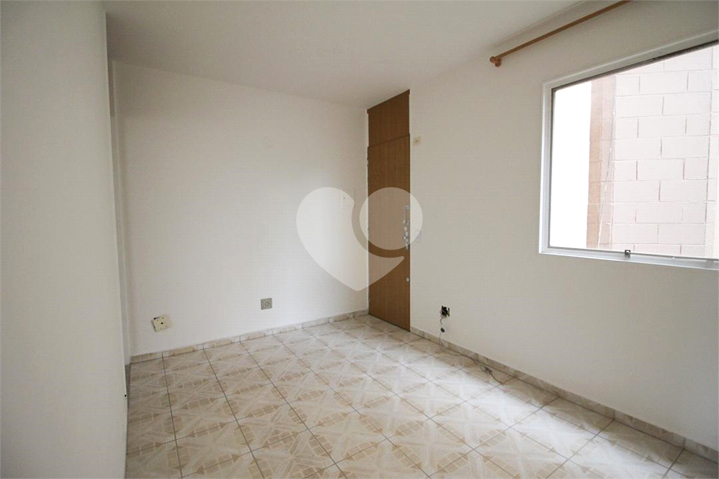 Apartamento a venda com 2 dormitórios no Bairro Vila Nova Cachoeirinha