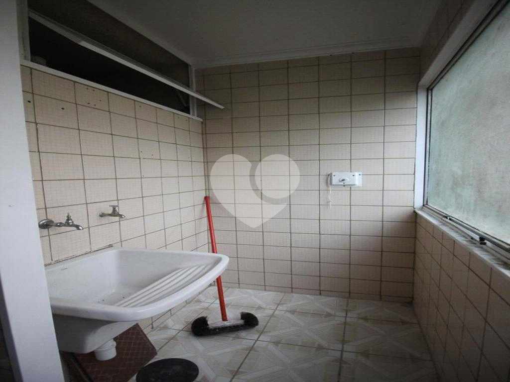 Apartamento a venda com 2 dormitórios no Bairro Vila Nova Cachoeirinha