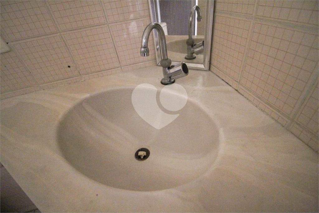 Apartamento a venda com 2 dormitórios no Bairro Vila Nova Cachoeirinha