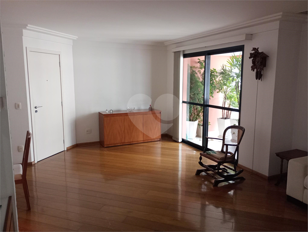 Apartamento À Venda - Em Perdizes - 2 suítes c/ 97m² e 2 vagas