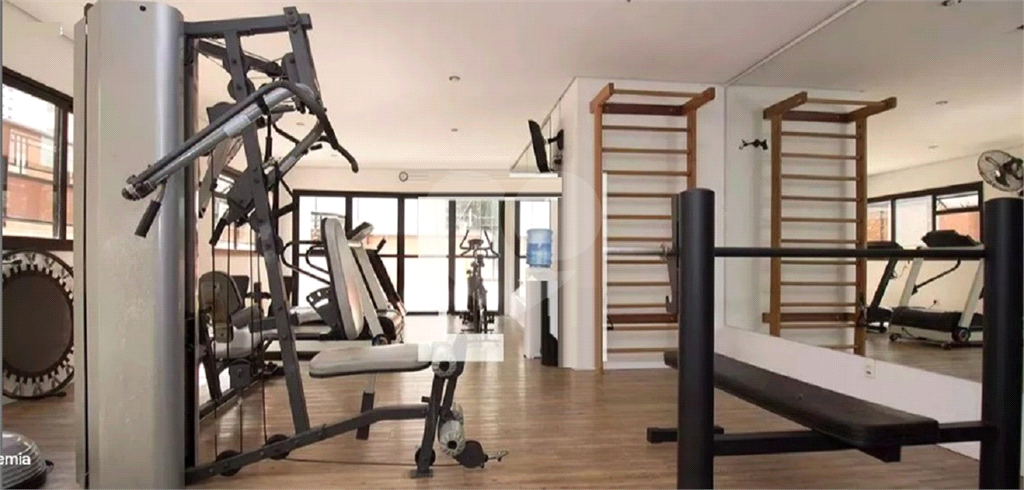 Apartamento À Venda - Em Perdizes - 2 suítes c/ 97m² e 2 vagas