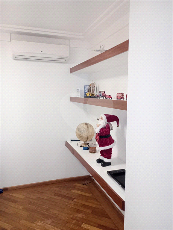Apartamento À Venda - Em Perdizes - 2 suítes c/ 97m² e 2 vagas
