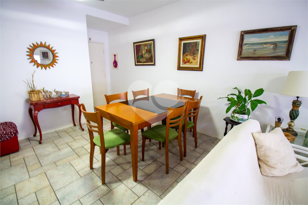 APARTAMENTO em PINHEIROS