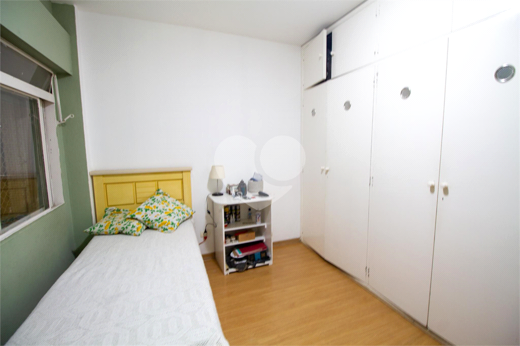 APARTAMENTO em PINHEIROS