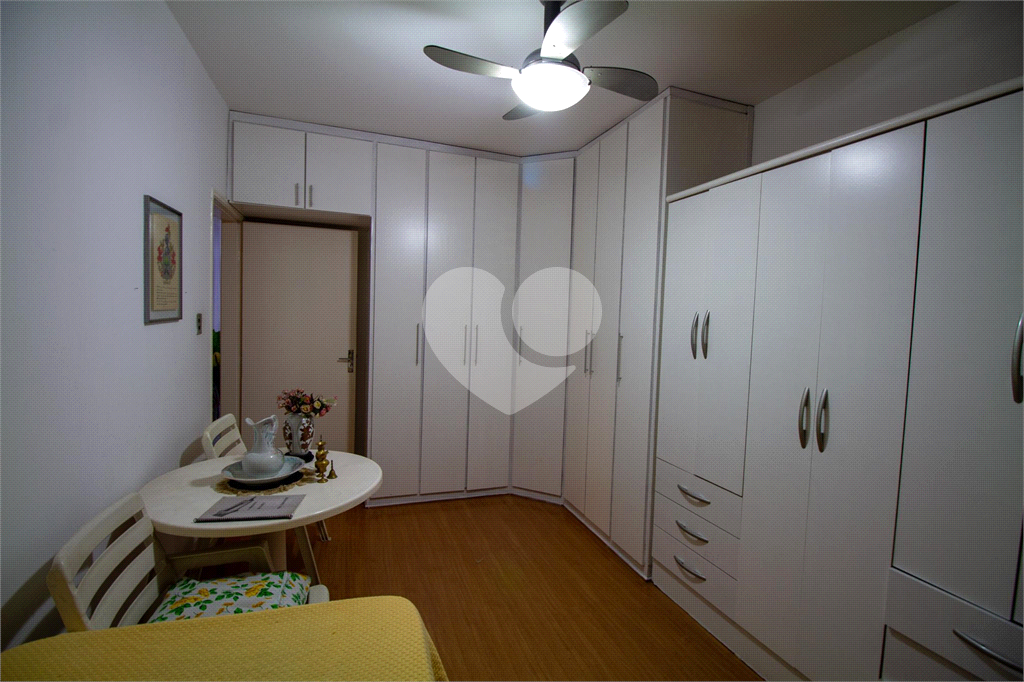 APARTAMENTO em PINHEIROS