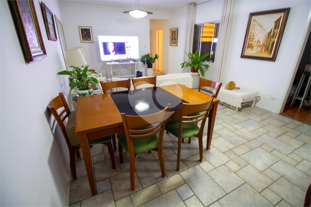 APARTAMENTO em PINHEIROS