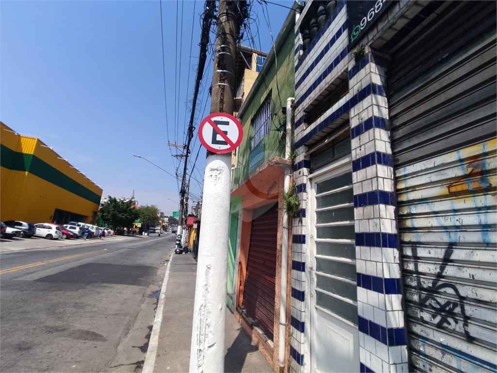 predio comercial na av coronel sezefredo fagundes.
