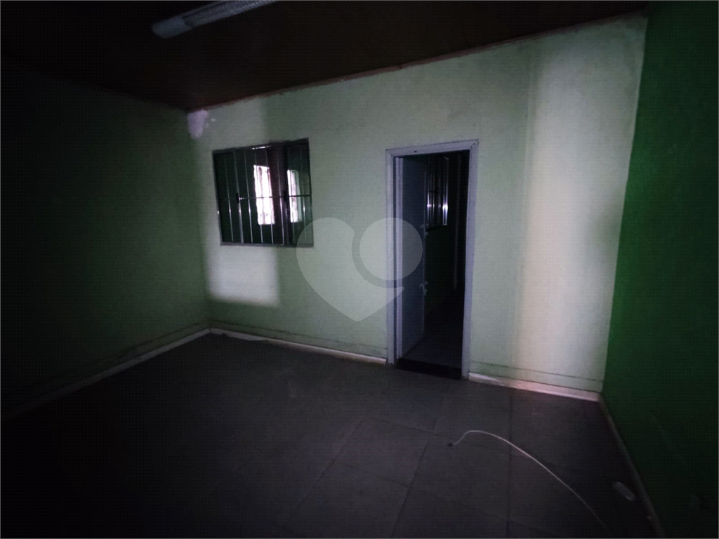 predio comercial na av coronel sezefredo fagundes.