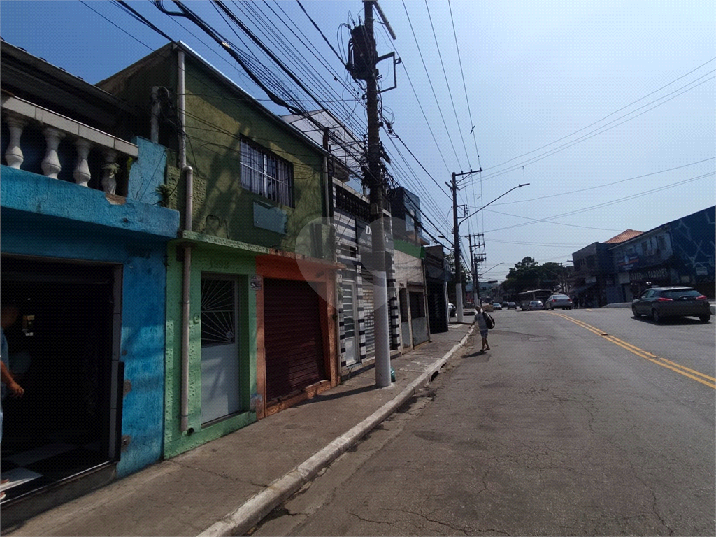 predio comercial na av coronel sezefredo fagundes.
