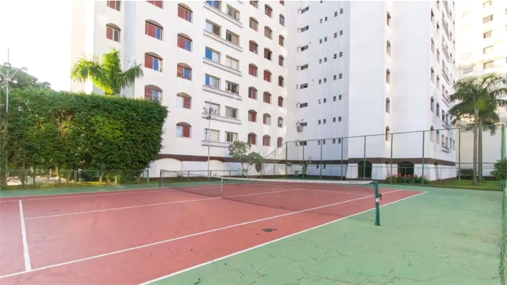 Lindo apartamento na charmosa avenida Braz Leme 3 quartos 1 suite Condominio Clube