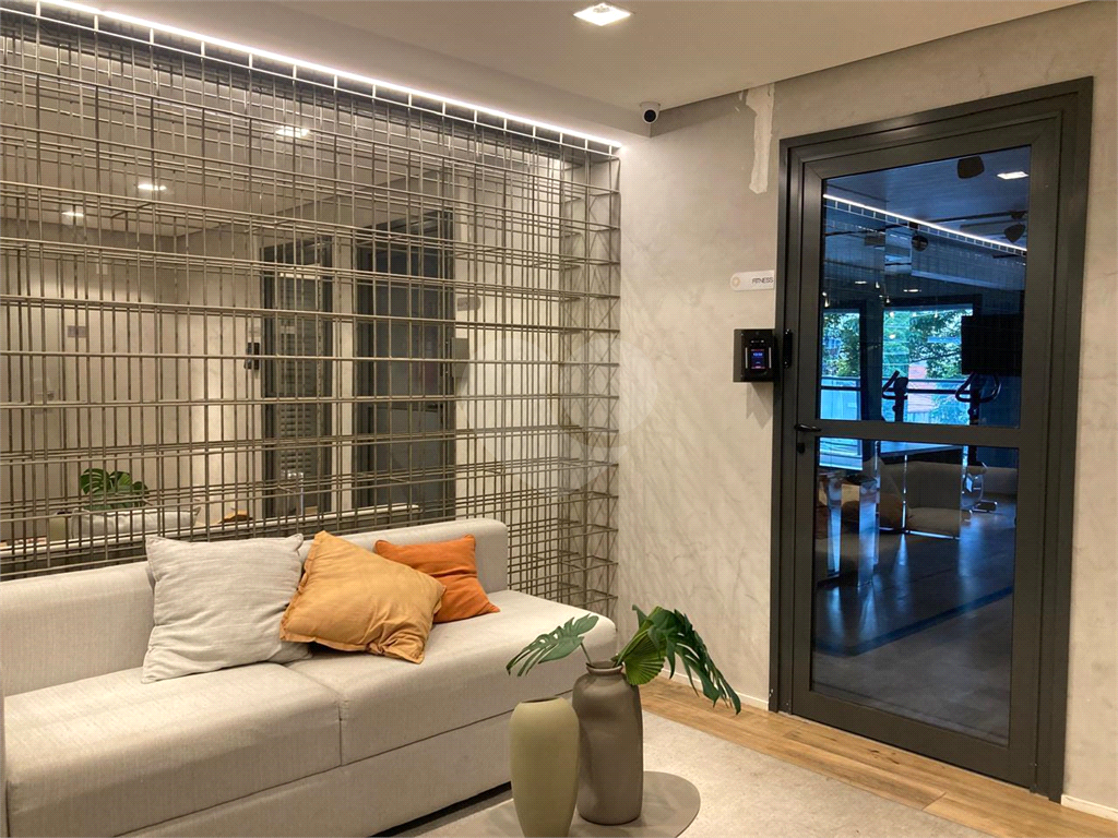 APARTAMENTO em PINHEIROS