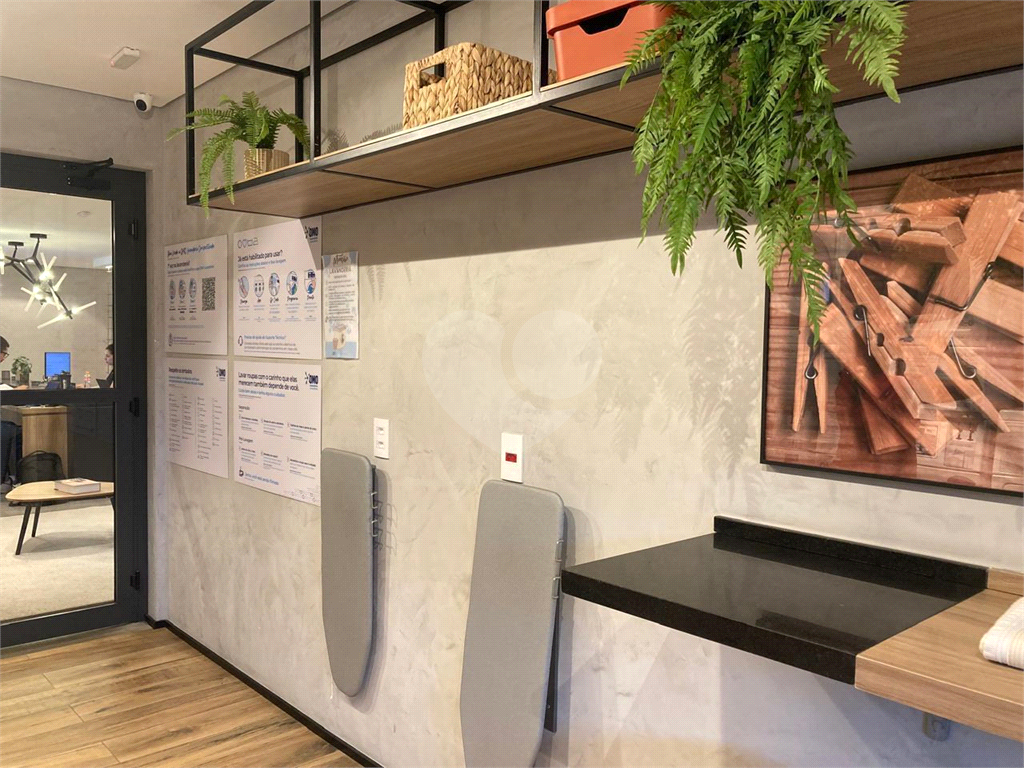 APARTAMENTO em PINHEIROS
