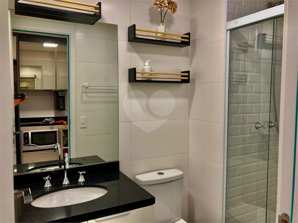 APARTAMENTO em PINHEIROS