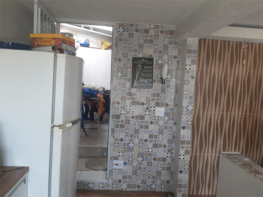 2 Casas na PARADA INGLESA com 192 m², 4 dormitórios, 1 suíte, 4 banheiros, quintal e 2 vagas