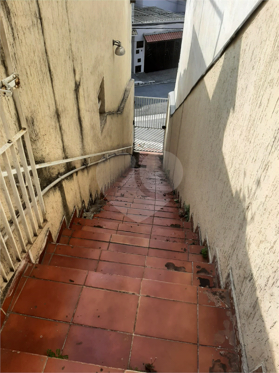 2 Casas na PARADA INGLESA com 192 m², 4 dormitórios, 1 suíte, 4 banheiros, quintal e 2 vagas
