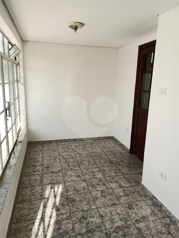 Casa à venda e aluguel com 4 quartos, 235m² - Foto 23