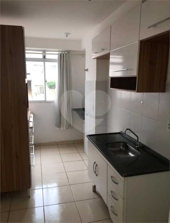 Apartamento à venda com 2 quartos, 44m² - Foto 4