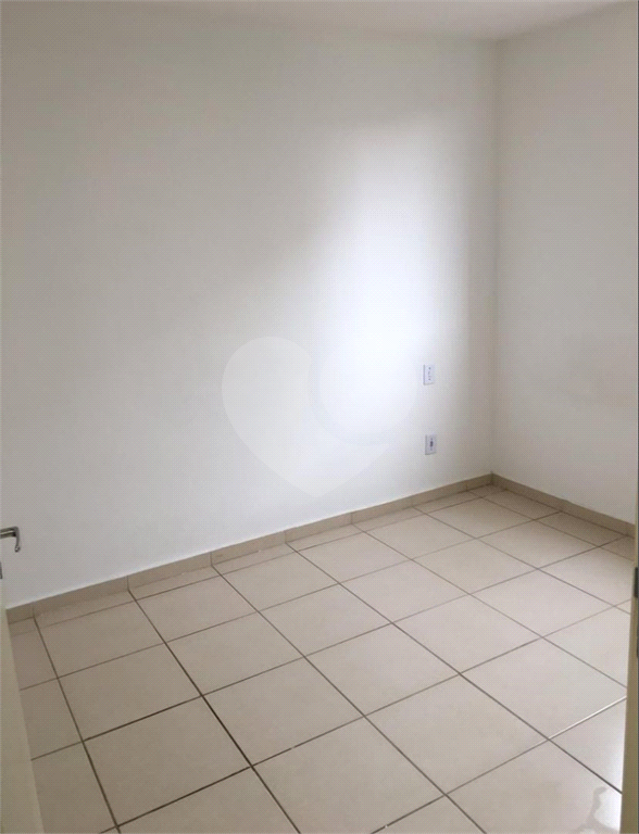 Apartamento à venda com 2 quartos, 44m² - Foto 10