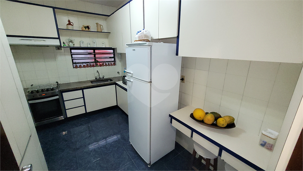 Sobrado para venda Residencial ou Comercial. Casa Verde. 217m2, 4 quartos (suítes), Quintal 3 vagas.
