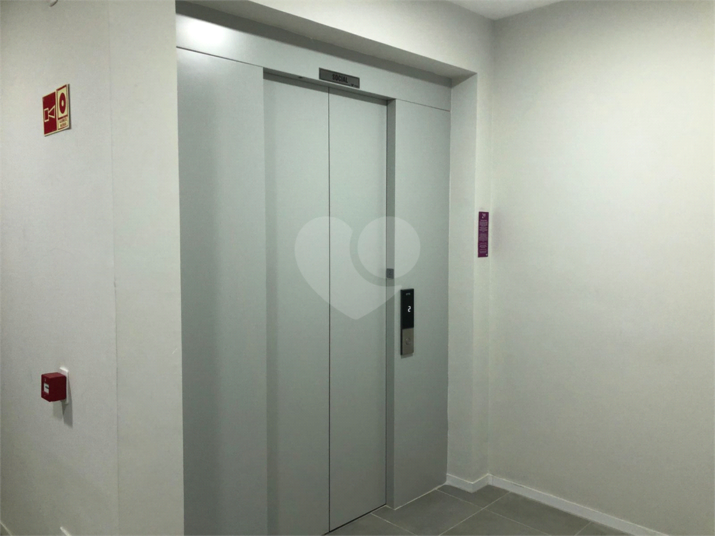 Apartamento à venda com 2 quartos, 34m² - Foto 18