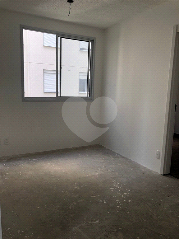 Apartamento à venda com 2 quartos, 34m² - Foto 20