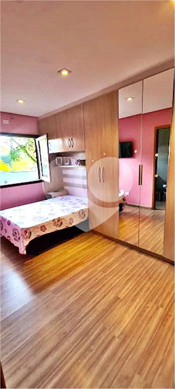 Casa de Condomínio à venda com 3 quartos, 237m² - Foto 11