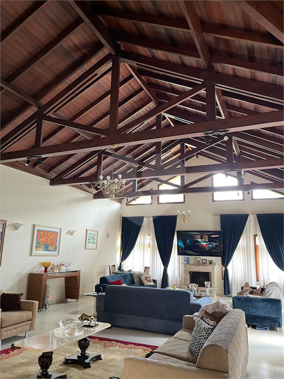 Casa à venda com 6 quartos, 1000m² - Foto 8