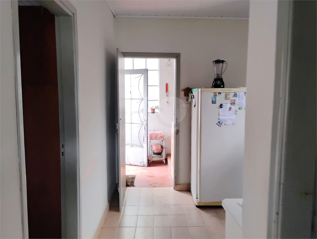 Casa à venda com 2 quartos, 400m² - Foto 7