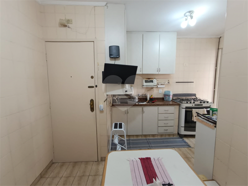 APARTAMENTO em CAMBUCI
