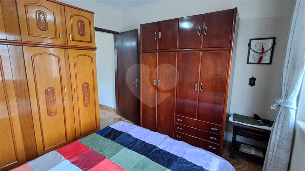 Casa Assobradada à venda | 250 m² | 3 dormitórios | 3 vagas na Parada Inglesa!