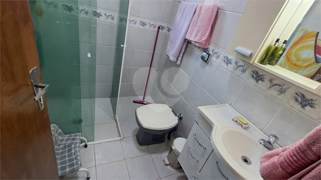 Casa Assobradada à venda | 250 m² | 3 dormitórios | 3 vagas na Parada Inglesa!