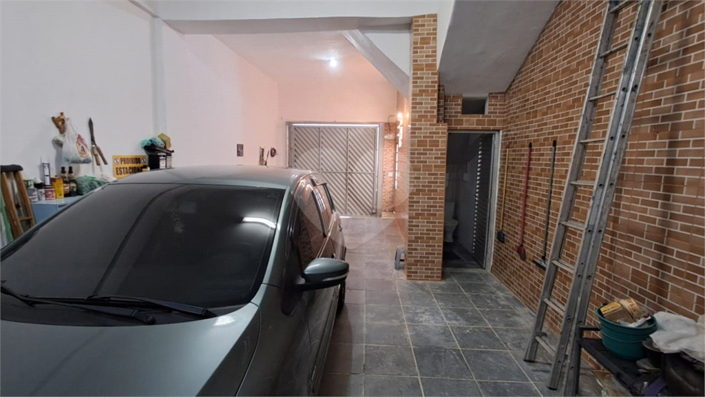 Casa Assobradada à venda | 250 m² | 3 dormitórios | 3 vagas na Parada Inglesa!