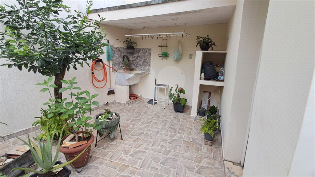 Casa Assobradada à venda | 250 m² | 3 dormitórios | 3 vagas na Parada Inglesa!