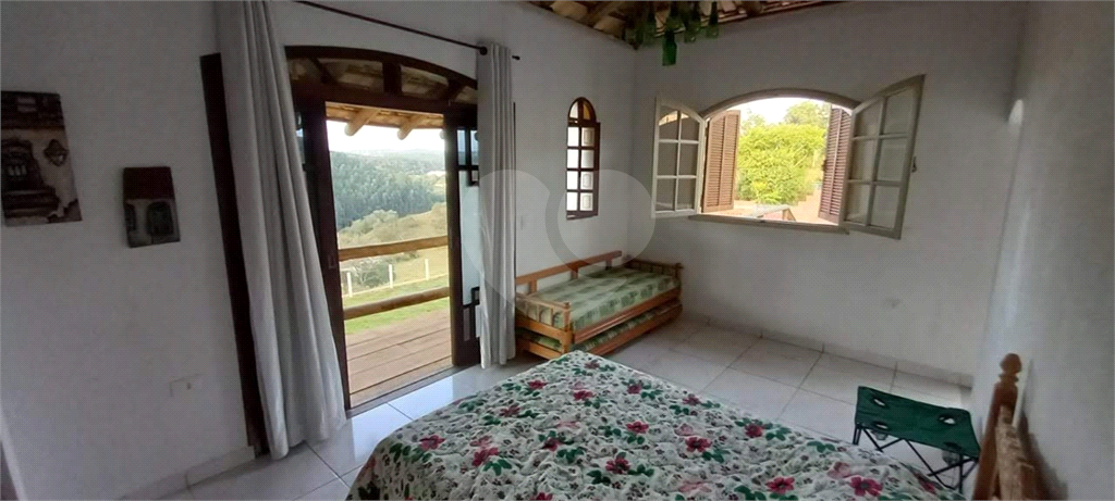 Chácara à venda com 1 quarto, 141m² - Foto 9