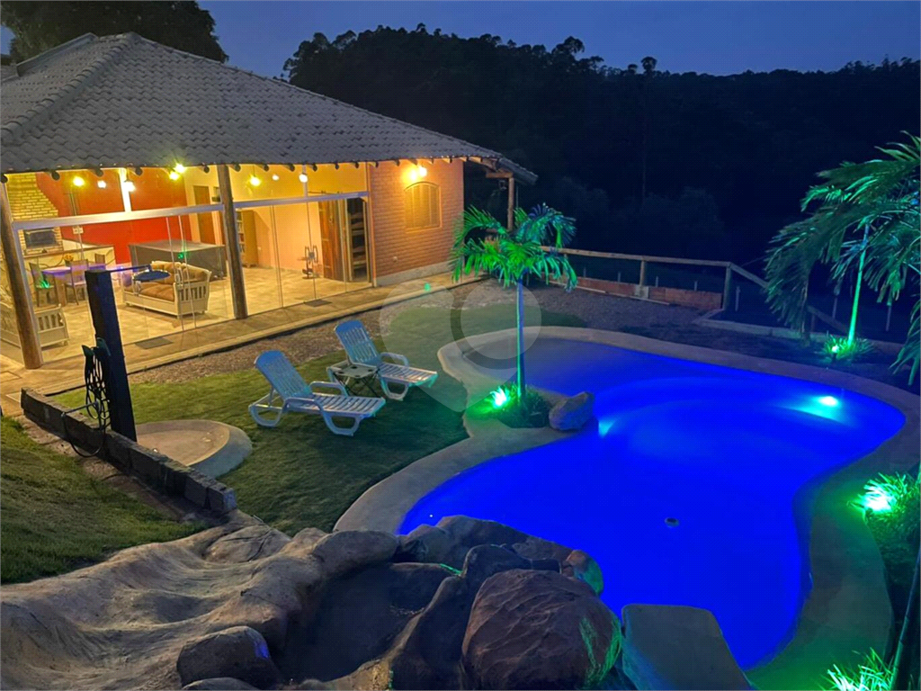 Chácara à venda com 1 quarto, 141m² - Foto 11