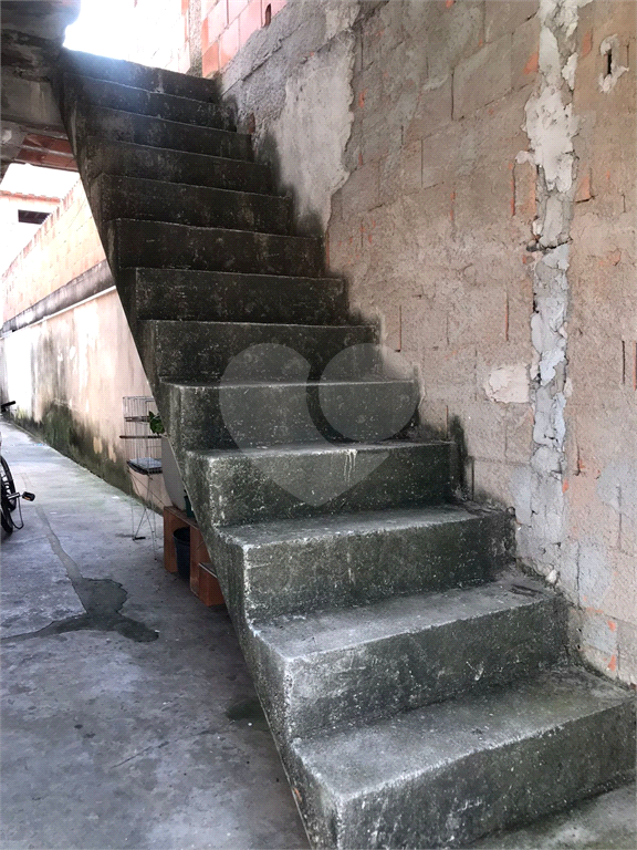 Casa à venda com 4 quartos, 138m² - Foto 3