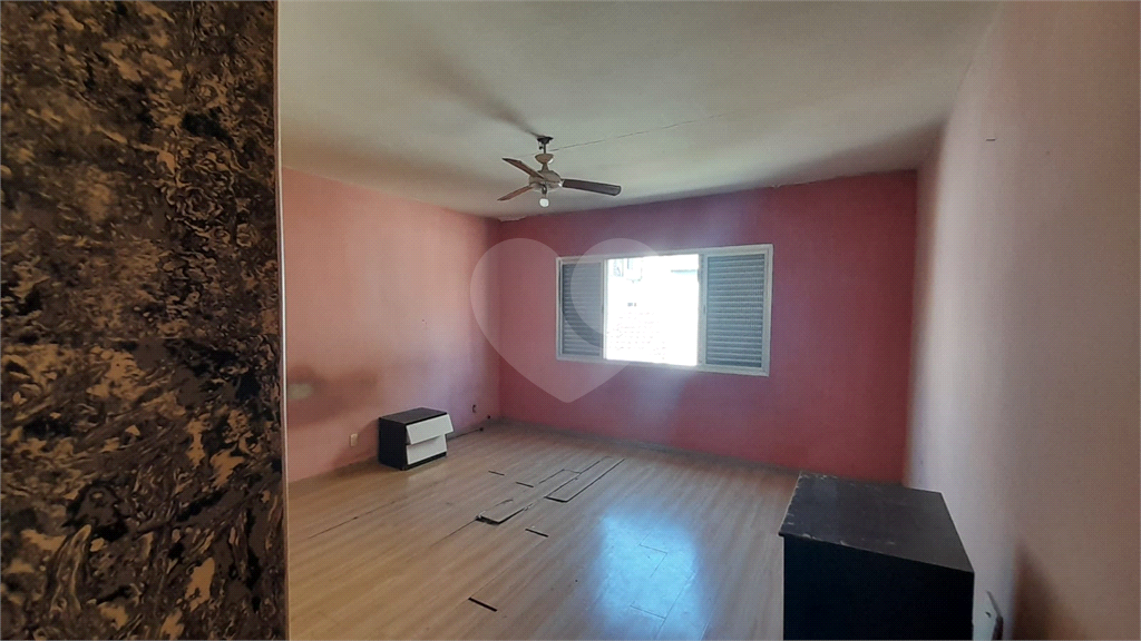 Casa  de  Vila -  100 m2  -  Terreno  48  m2 - 2  dormitorios,  sala,  cozinha,  1 banheiro,  lavand