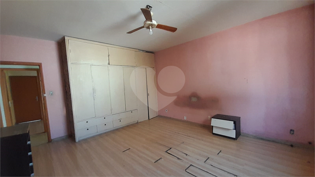 Casa  de  Vila -  100 m2  -  Terreno  48  m2 - 2  dormitorios,  sala,  cozinha,  1 banheiro,  lavand