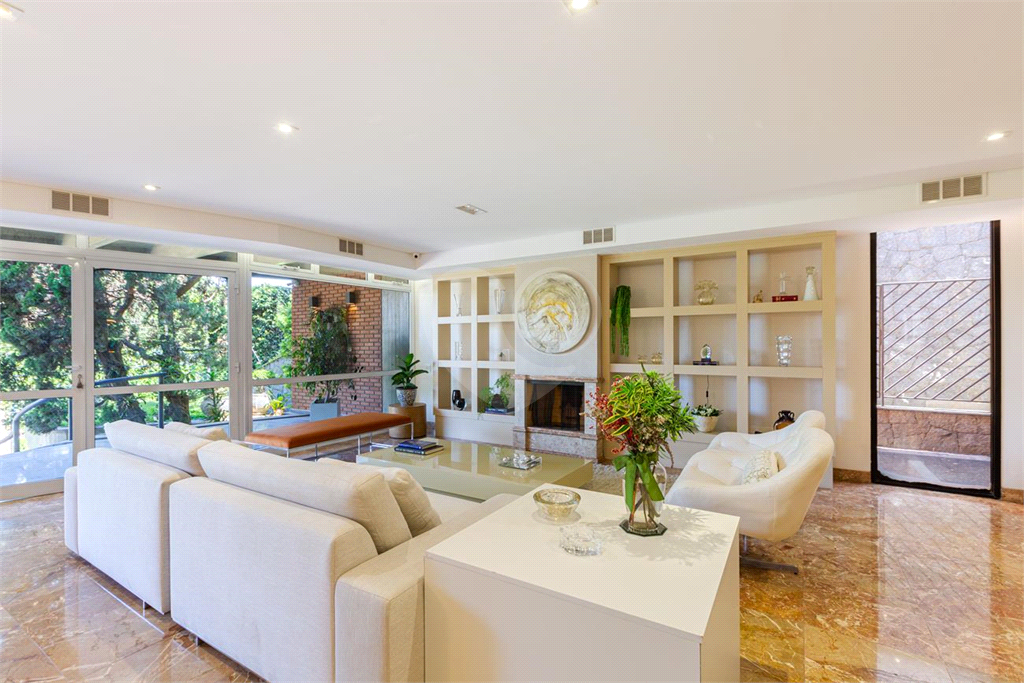 Condomínio para Venda - Jardim Guedala