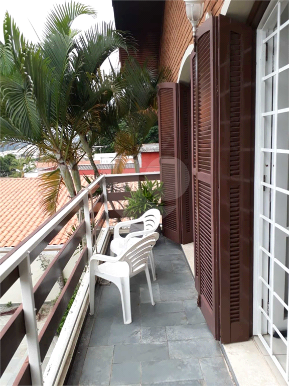 Casa à venda com 3 quartos, 228m² - Foto 8