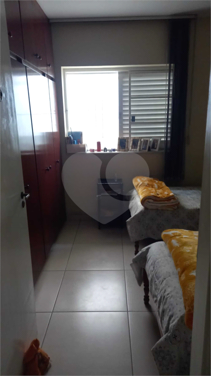 Casa à venda com 3 quartos, 228m² - Foto 11