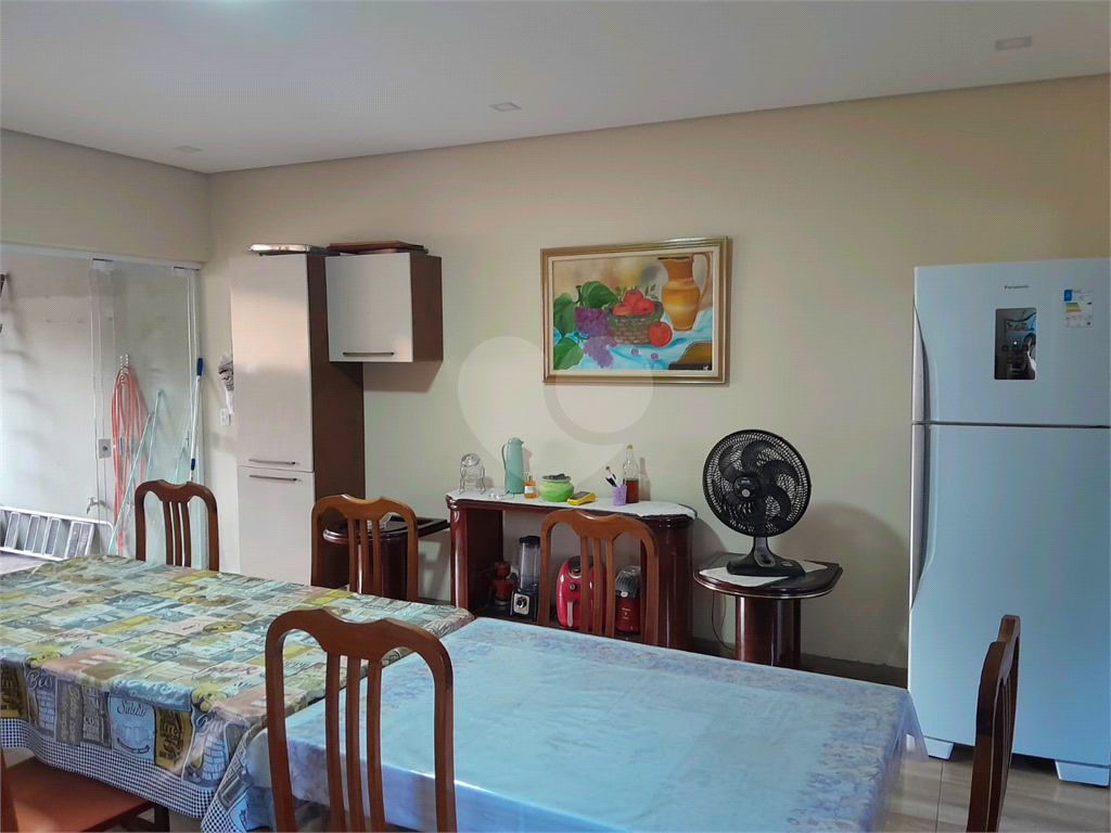 Casa à venda com 2 quartos, 105m² - Foto 8