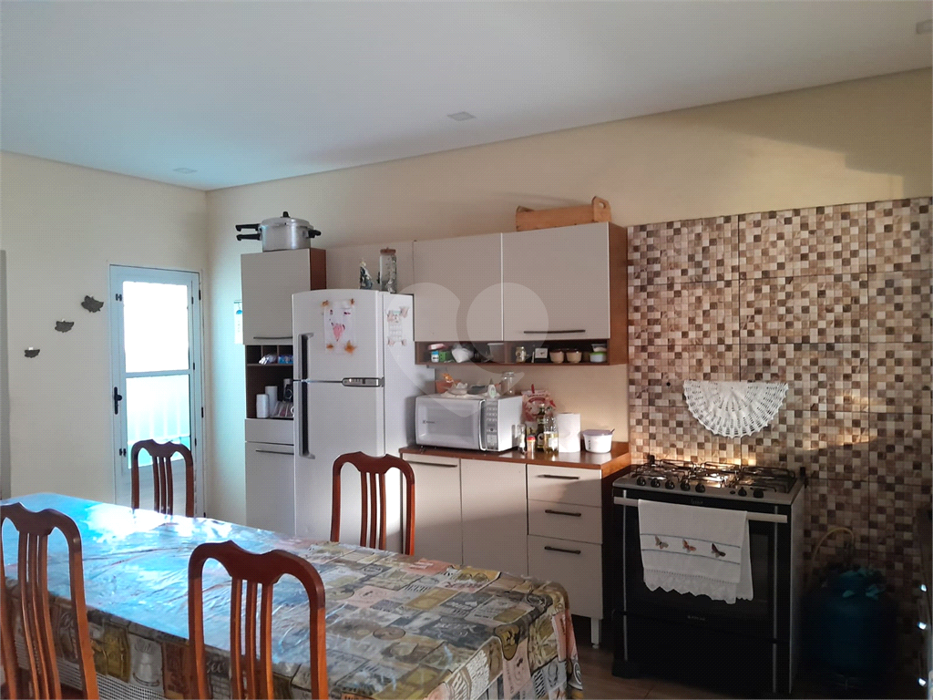 Casa à venda com 2 quartos, 105m² - Foto 3