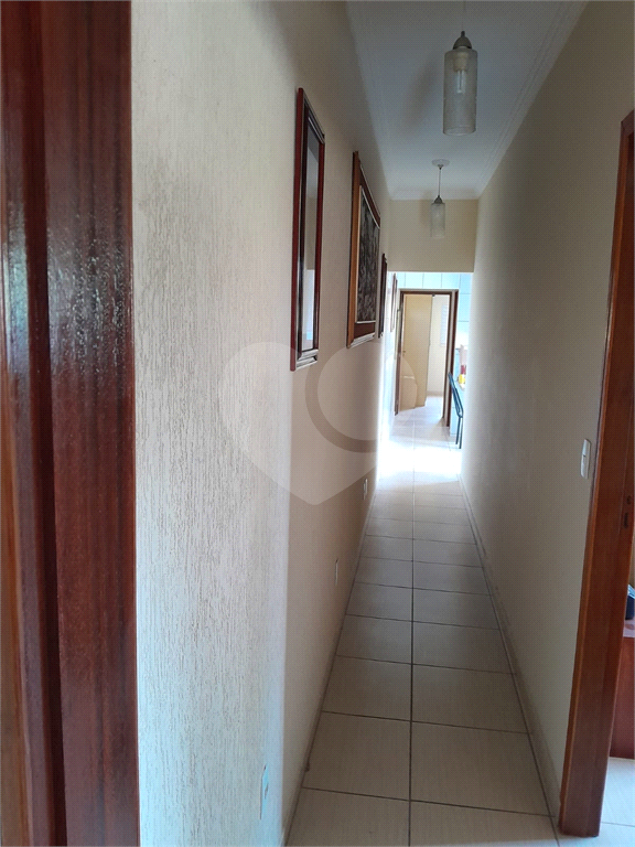 Casa à venda com 2 quartos, 105m² - Foto 9