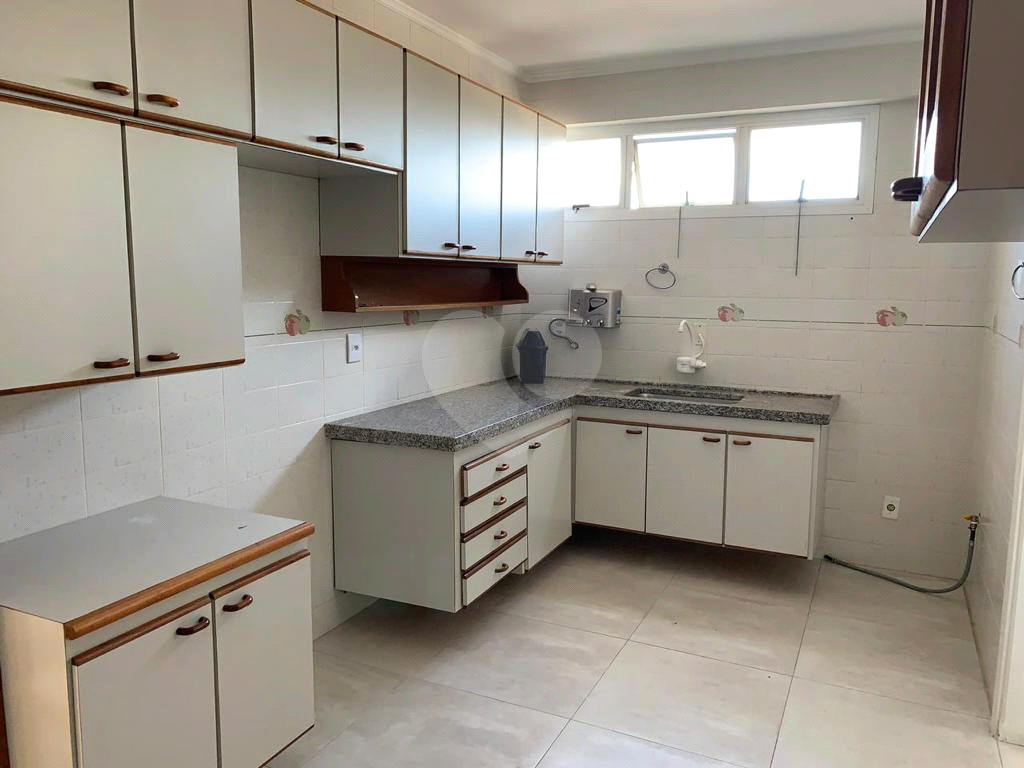 Apartamento à venda com 3 quartos, 128m² - Foto 5