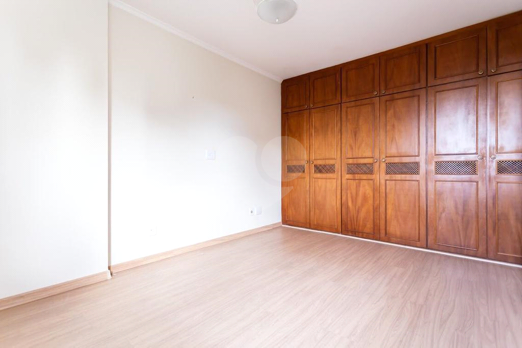 Apartamento à venda com 3 quartos, 128m² - Foto 27